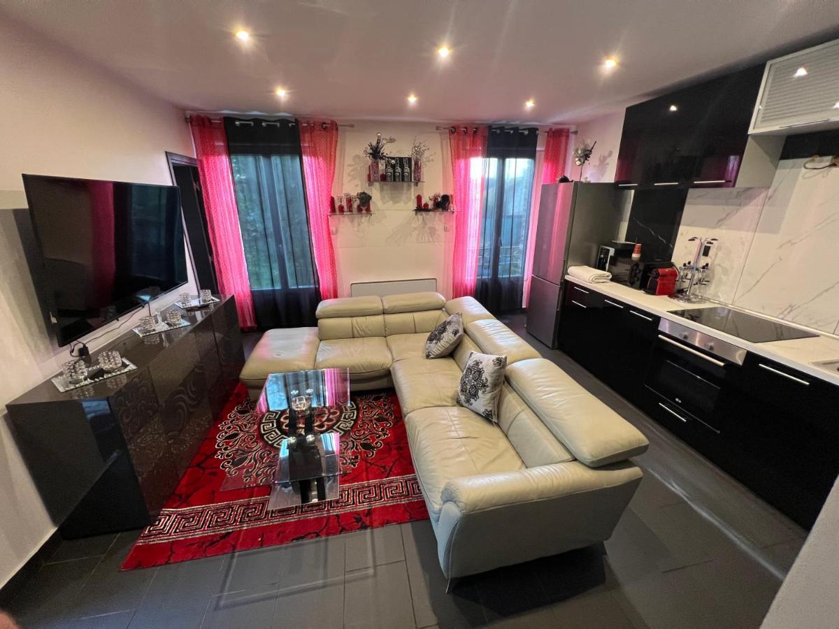 Zekri Apartment Livry-Gargan Ngoại thất bức ảnh