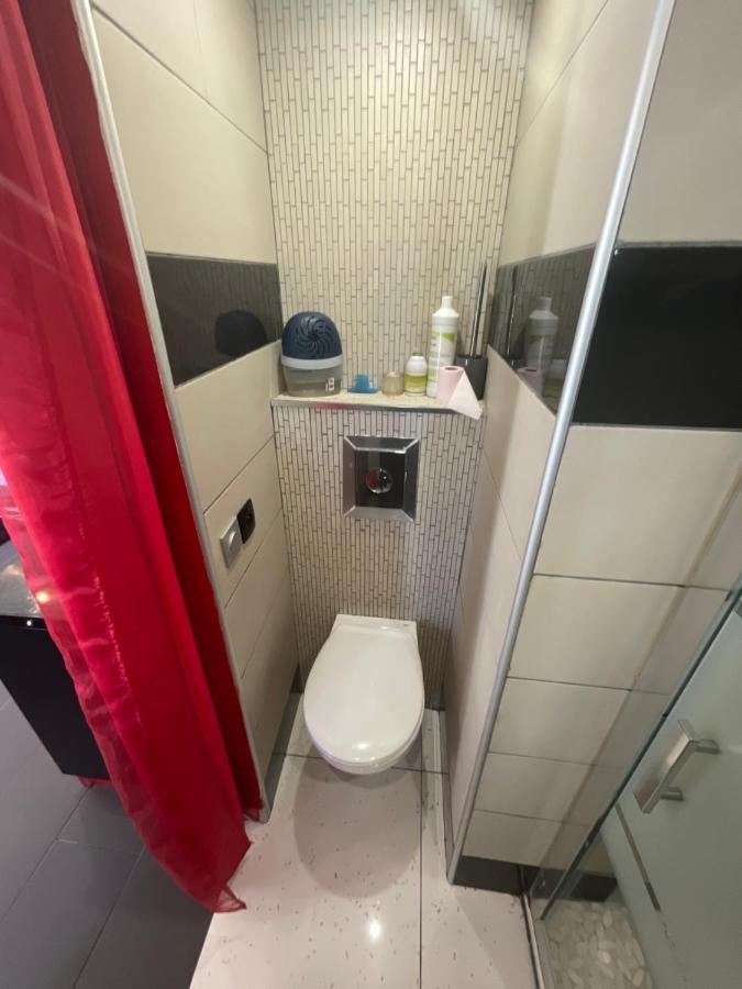 Zekri Apartment Livry-Gargan Ngoại thất bức ảnh