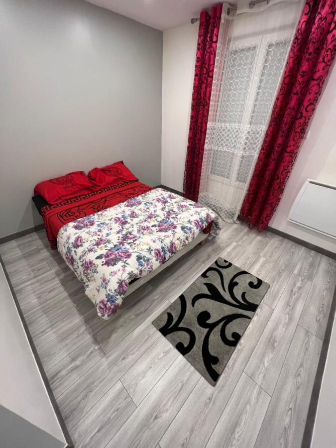 Zekri Apartment Livry-Gargan Ngoại thất bức ảnh