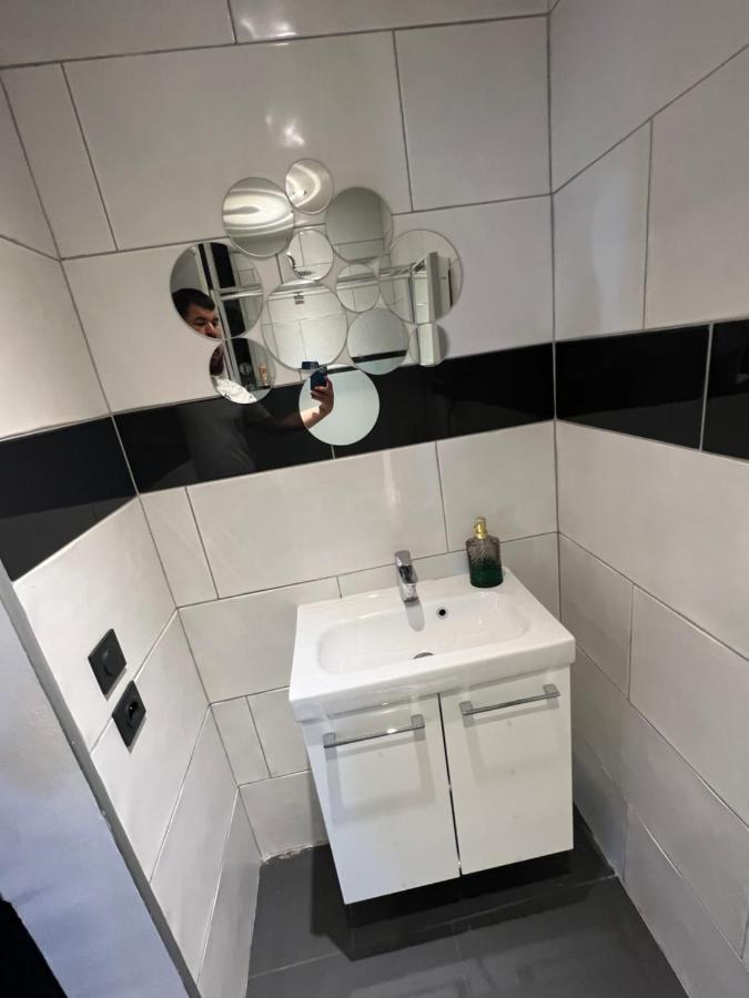 Zekri Apartment Livry-Gargan Ngoại thất bức ảnh